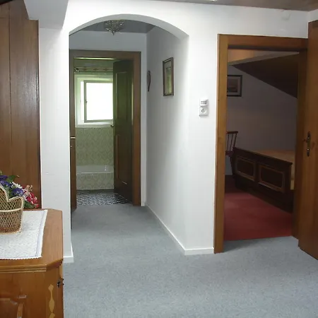 Semesterbostad Appartementhaus Bergfrieden *